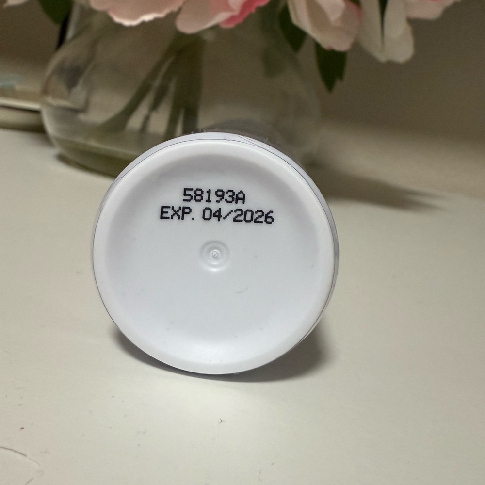 DRMTLGY New (Plastic wrap intact) Physical Timted Moisturizer w/SPF44 - Picture 3 of 4